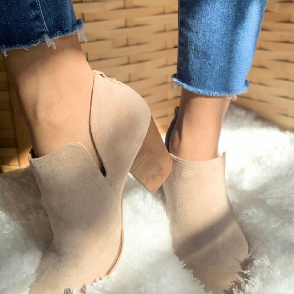 Camel Booties